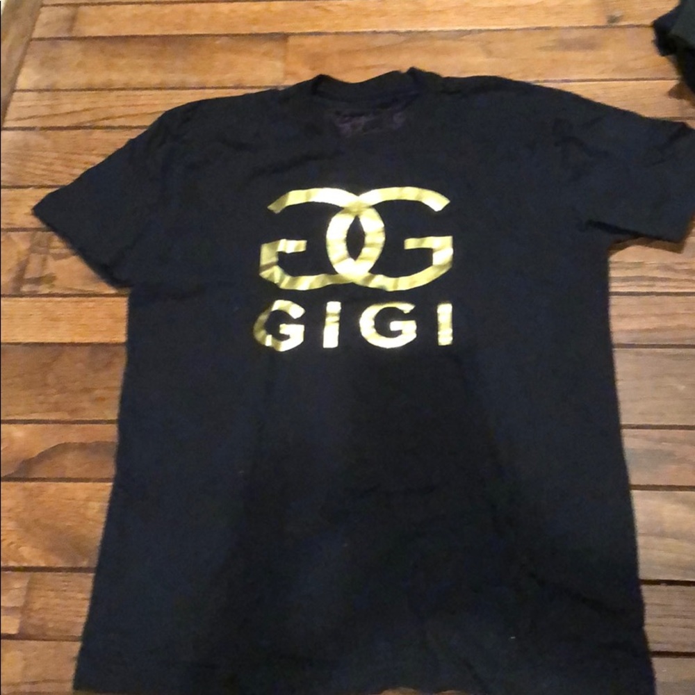 Black graphic tee